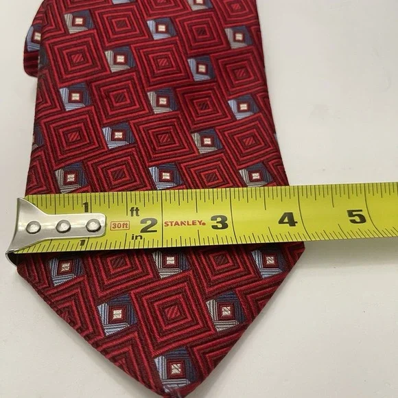 Jos A Bank Signature Collection Square Geo Burgundy Red Silk Tie 4" Wide - Picture 2 of 4